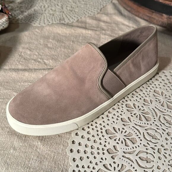 Vince Slip On Sneakers - Picture 4 of 7